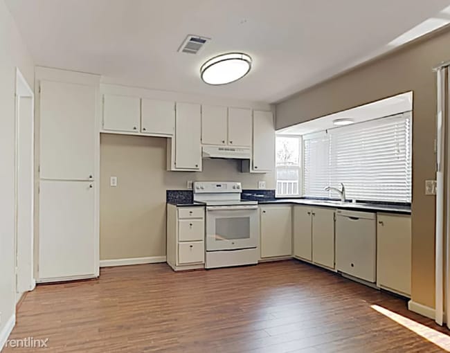 Building Photo - 3 br, 2 bath House - 2059 Tilden Ct