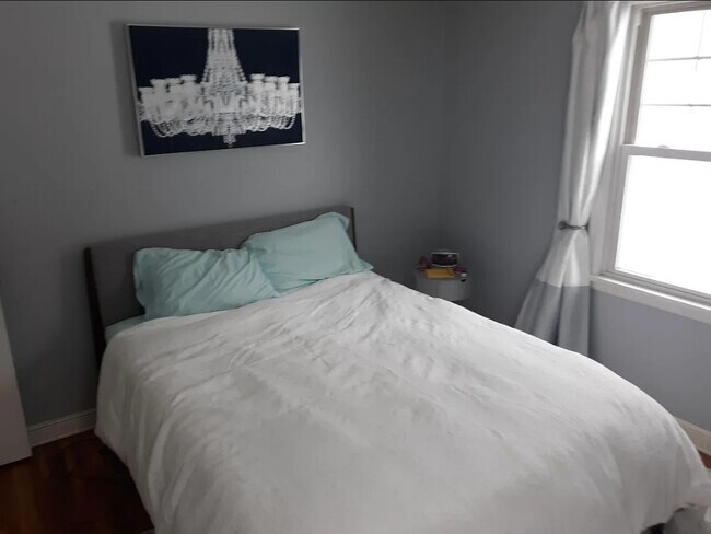 Foto del edificio - 3305 Xenwood Ave S