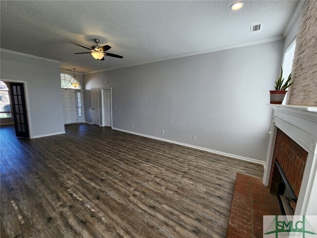 Building Photo - 122 Hopeland Dr