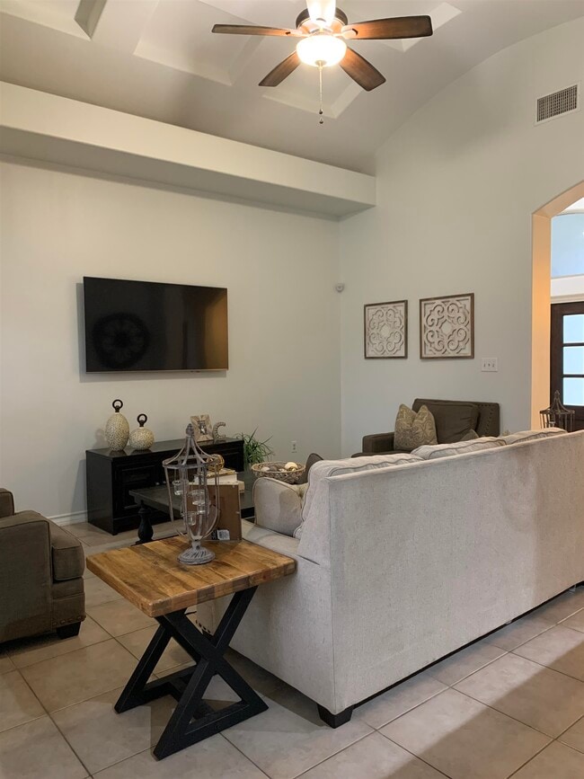 Foto del edificio - 307 Michoacan Loop