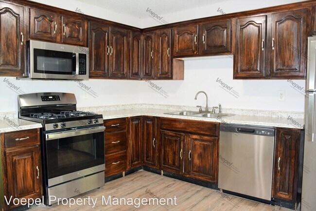 Building Photo - 4 br, 2 bath House - 8629 E. 96th Terr.