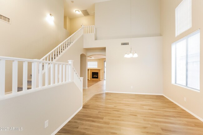 Foto del edificio - 12210 N 128th Dr