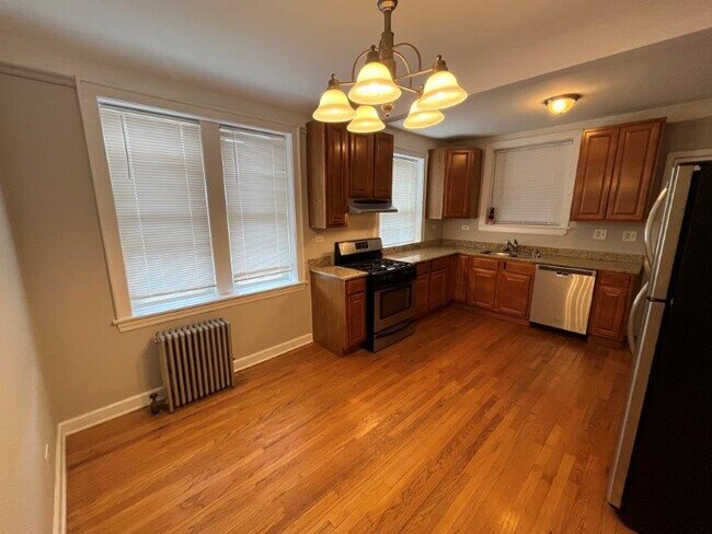 Foto del edificio - 4450 W Gunnison St