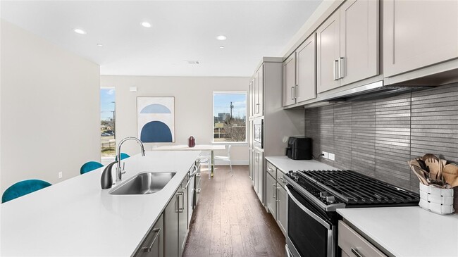 Foto del edificio - 1771 Mccoy St