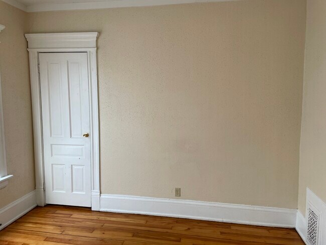 Foto del edificio - 336 W Hadley St