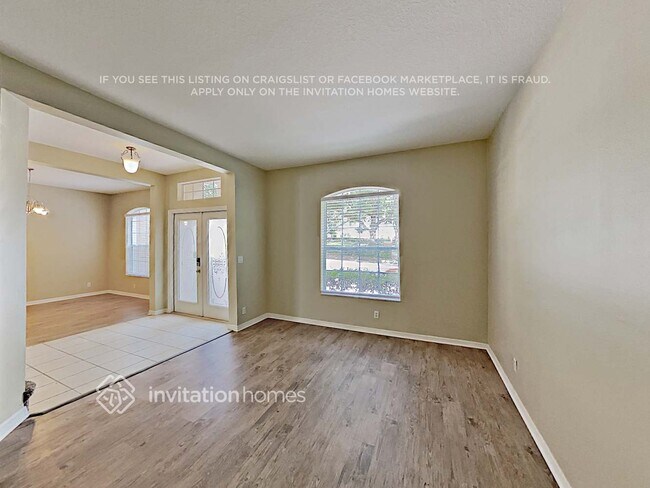 Building Photo - 580 Lexington Pkwy