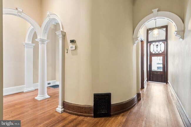 Foto del edificio - 2218 Locust St