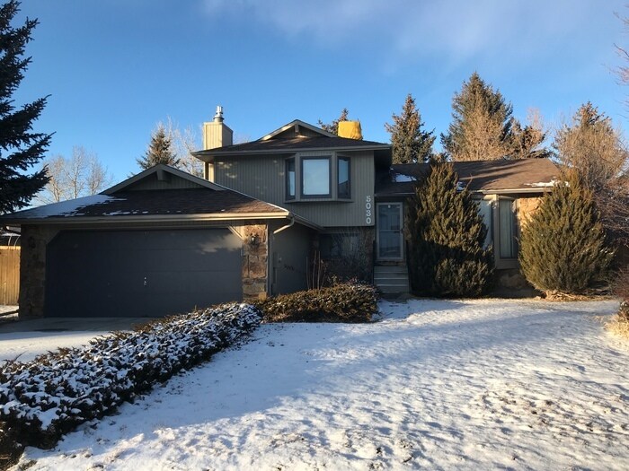 Primary Photo - 3 bed, 2 bath home with a 2 car garage