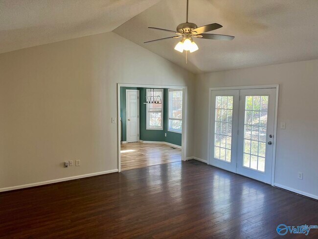 Foto del edificio - 188 Hollington Dr NE