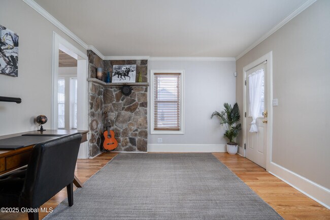 Building Photo - 308 Ballston Ave