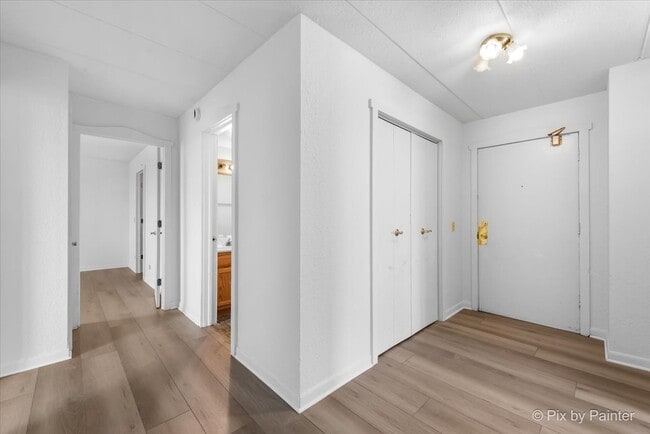 Foto del edificio - 1 Renaissance Pl