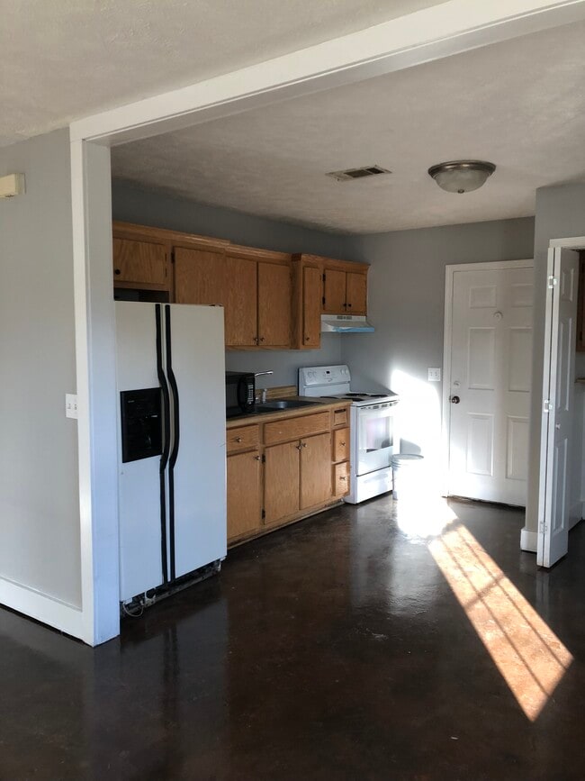 Building Photo - 3542 Abby Ln