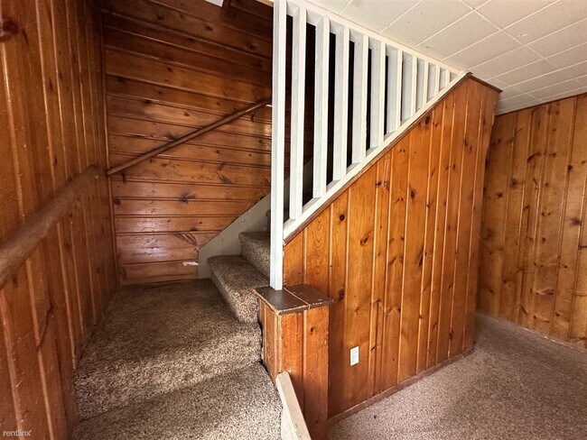 Foto del edificio - 2 br, 1 bath Duplex - 611 Oak St