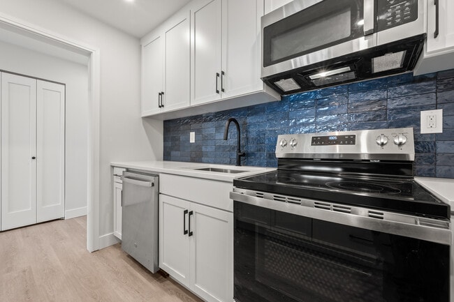 Building Photo - Fennwoode Apartments