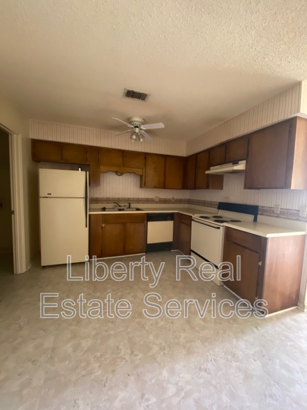 Building Photo - 752 Timber Ridge Trail
