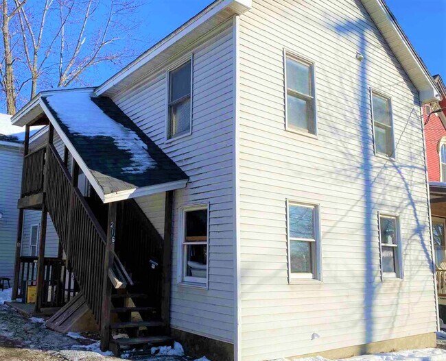 216 Pine St Unit A, Burlington, VT 05401 Apartments in Burlington, VT