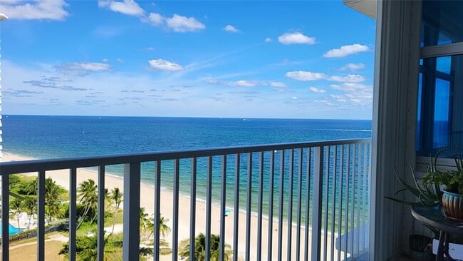 Foto del edificio - 1360 S Ocean Blvd