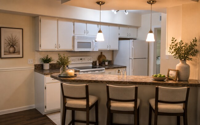 Building Photo - Stunning Forest View from 2/2 Wood Floor Condo close to UCF and Valencia College