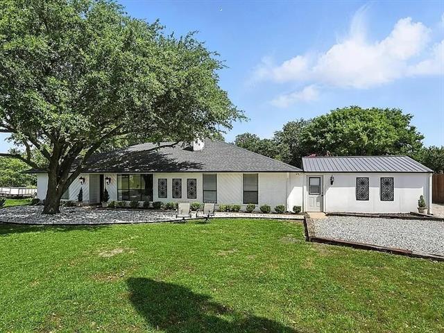 Building Photo - 16485 Red Wood Cir N