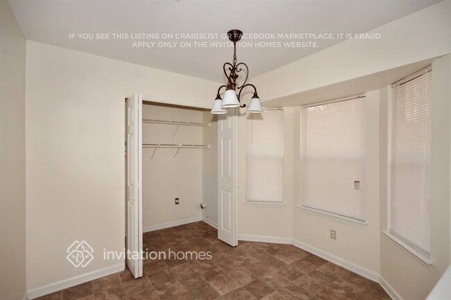 Foto del edificio - 3041 Park Creek Ct