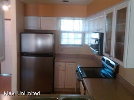 Foto del edificio - 3 br, 1.5 bath House - 12130 Bannock Cr. #B