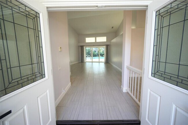 Foto del edificio - 167 Woodcreek Dr W