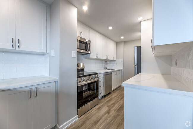 2BR, 1BA - Cuisine - Almore Apartments