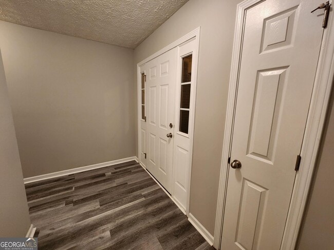 Building Photo - 9033 Scottsdale Ct