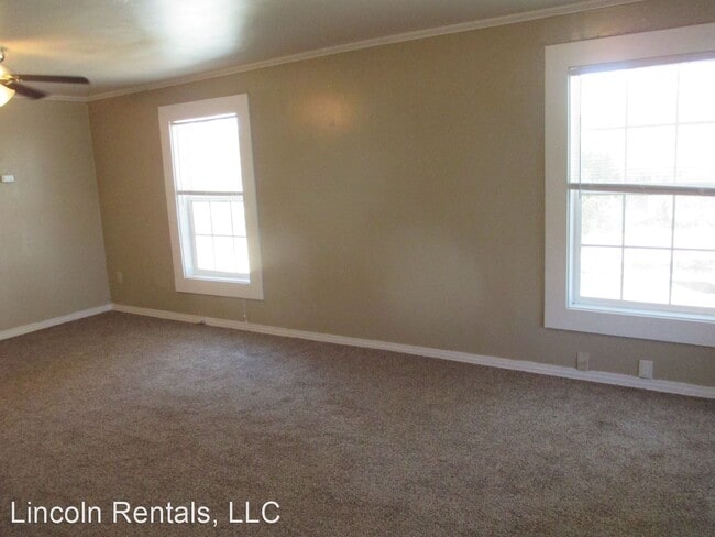 Building Photo - 3 br, 1 bath House - 408 Tech Drive