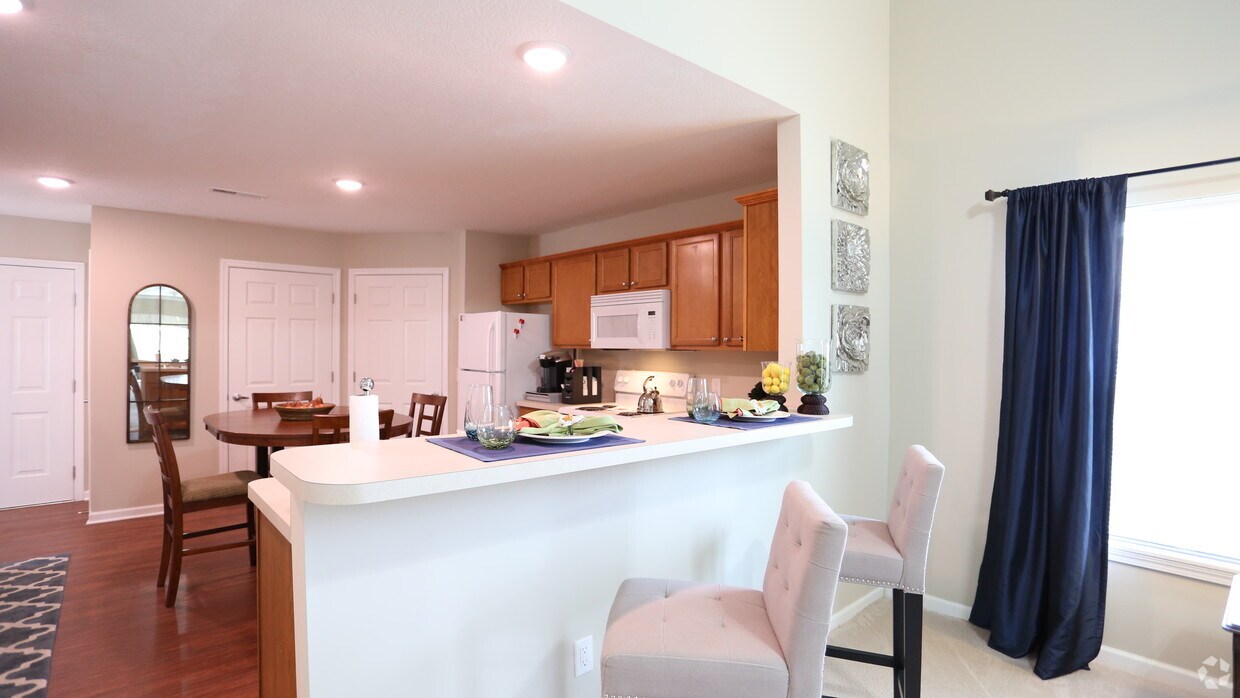 Redwood Marysville Milford Avenue Townhomes for Rent Marysville, OH