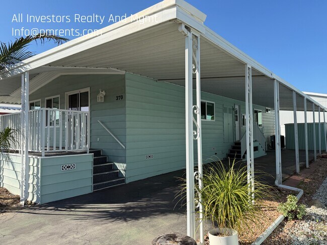 Building Photo - 200 N El Camino Real