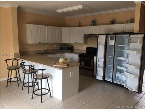 Foto del edificio - 17350 NW 67th Ave