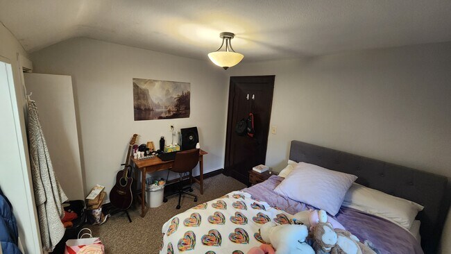 Foto del edificio - 936 Drake St