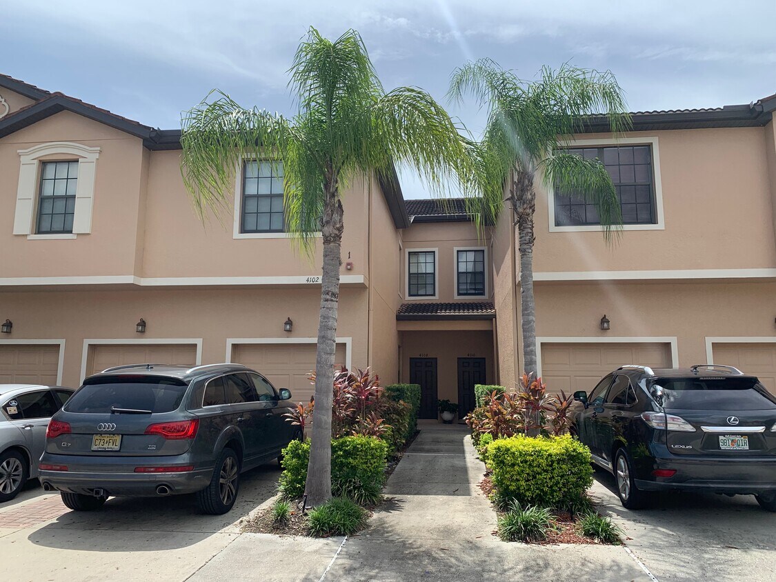 4108 Via Piedra Cir Unit 4108, Sarasota, FL 34233 Condo for Rent in