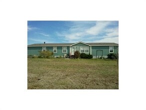 Building Photo - 3200 Meadow Vista Cir