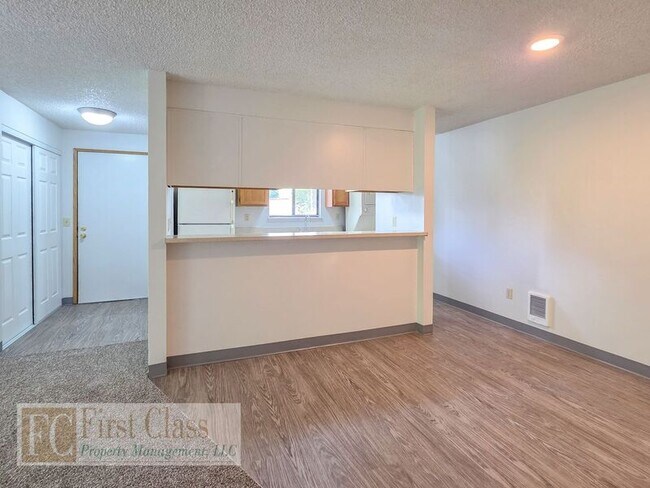 Foto del edificio - 4832 SW Murray Blvd