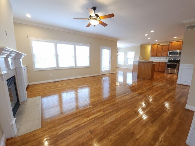 Building Photo - 989 Fiddler Creek Way