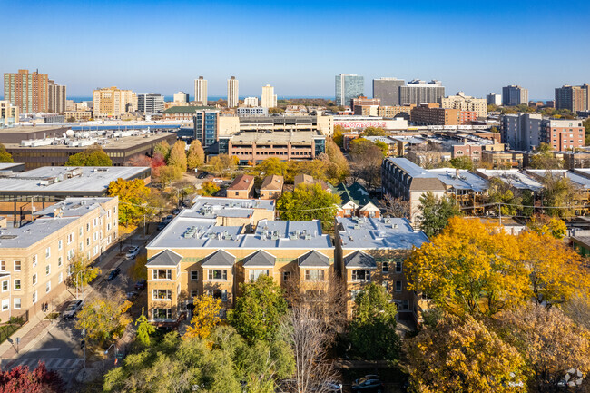 Aerial Photo - 4445-4457 N Magnolia Ave
