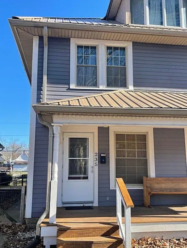 Photo - 235 N Oxford St (Indianapolis, IN)