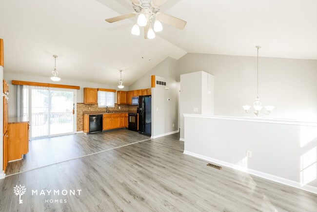 Building Photo - 3201 Shallow Creek Cir