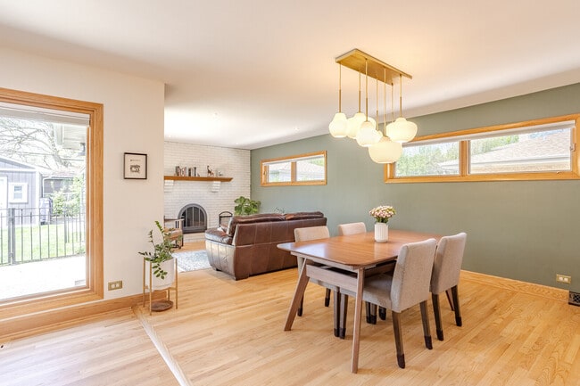 Foto del edificio - 715 Lamon Ave