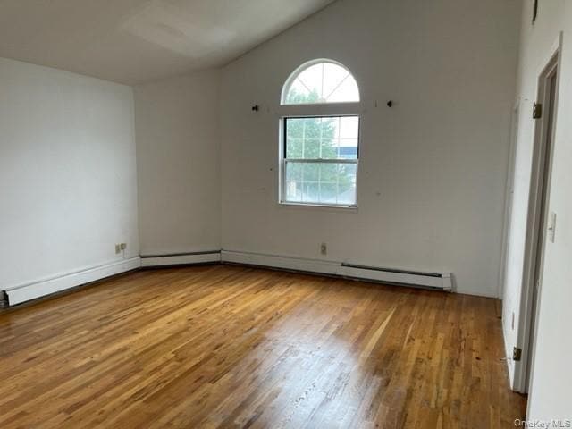 Building Photo - 438 E Pine St