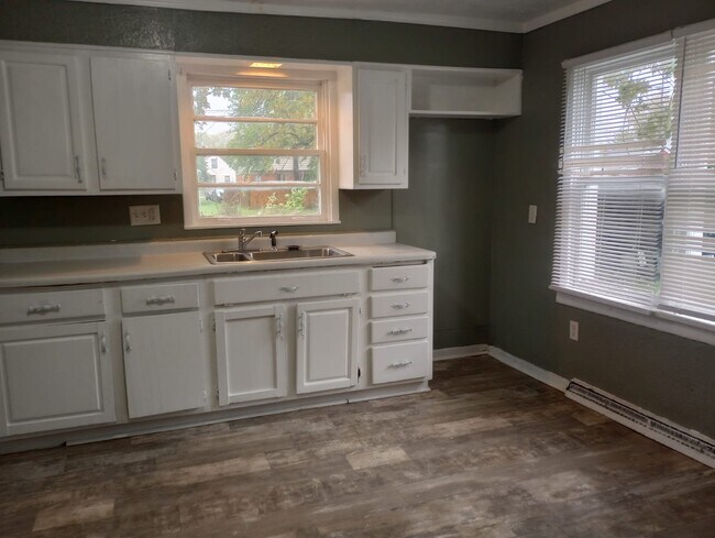 Foto del edificio - 2622 W Dunham St