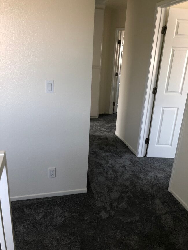 Photo - 1350 W 162nd St Townhome