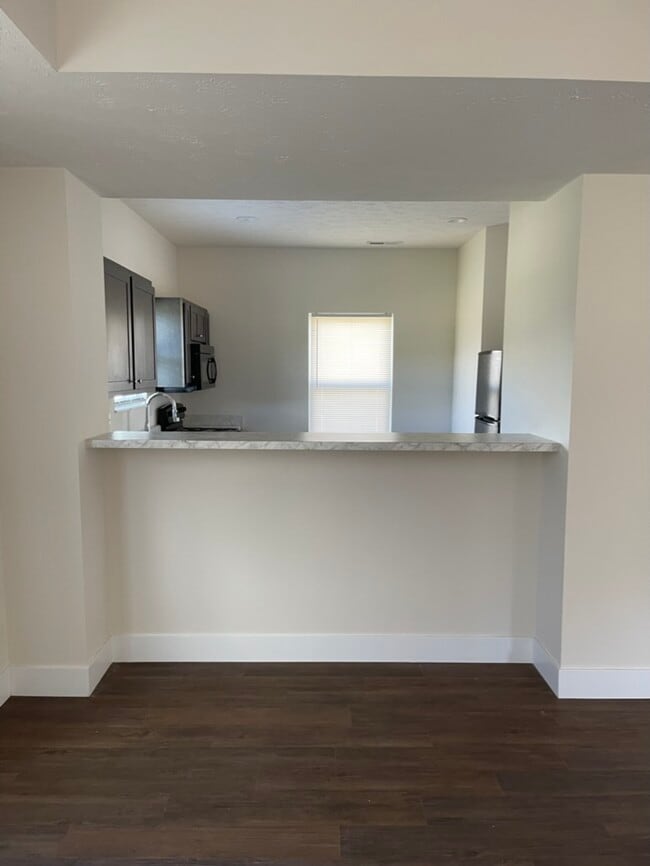 Building Photo - 4231 Otter Creek Dr