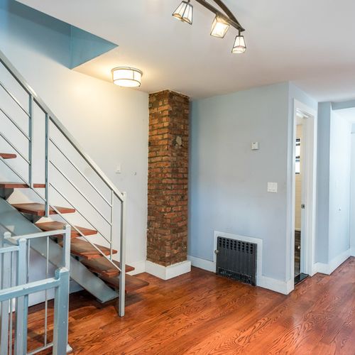 22 Catherine St Unit R Brooklyn Ny 11211 Apartment For Rent In Primary Photo 22 Catherine St