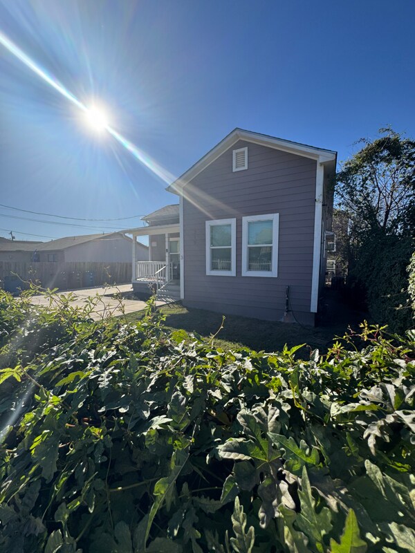 Foto del edificio - 319 S Olive St