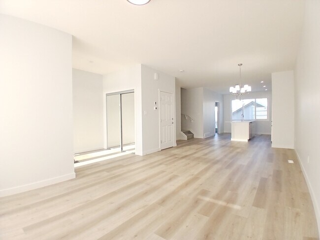 Photo du bâtiment - 5118 Kinney Wy SW