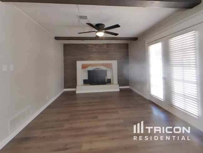 Foto del edificio - 12505 Conejo Rd NE