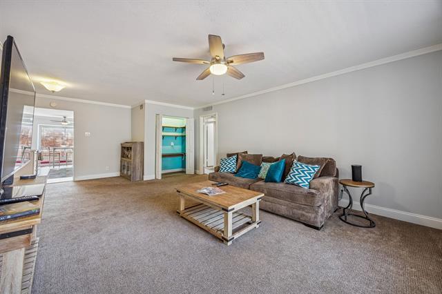 Foto del edificio - 10019 Regal Park Ln